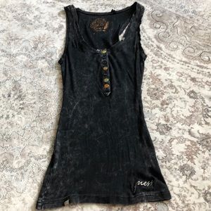 Guess tee